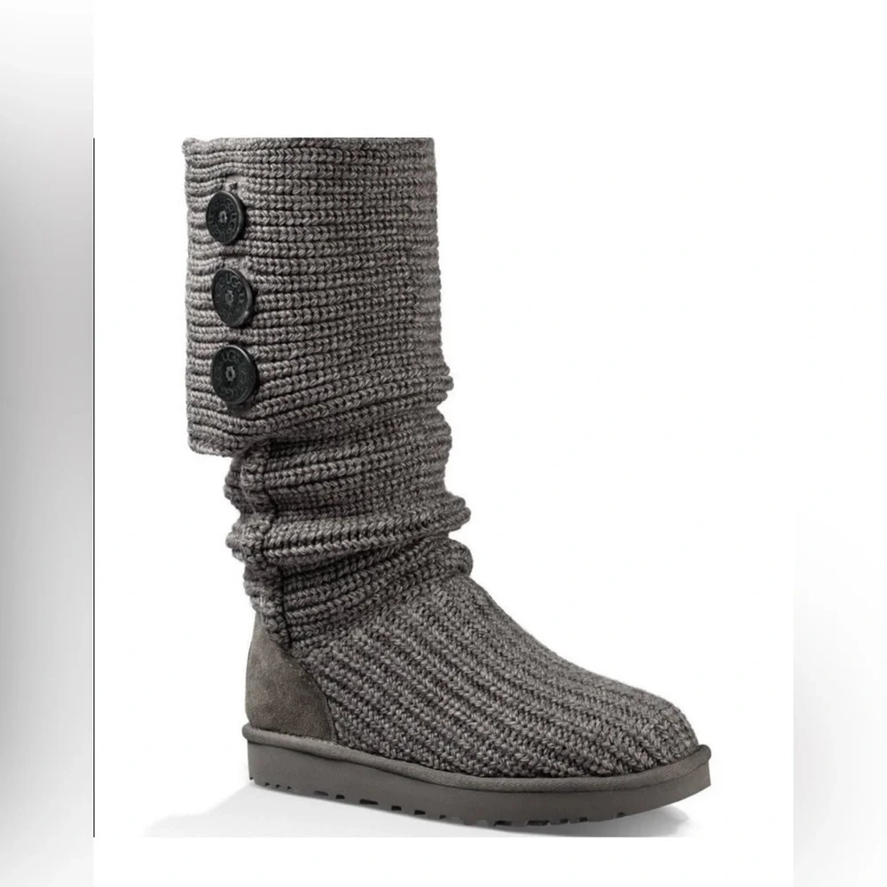 Ugg Australia Tall Classic Knit Sweater Boots Size 6 Gray